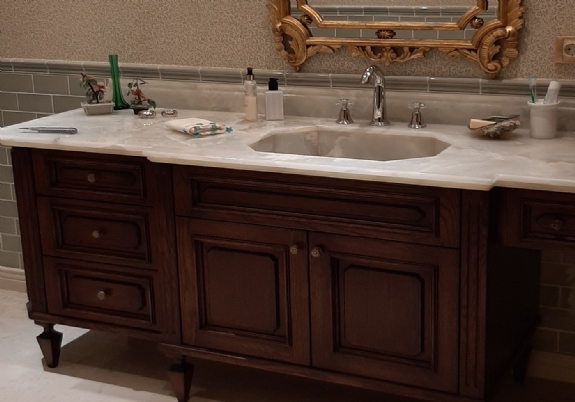 Meşe Ahşap Banyo Dolabı